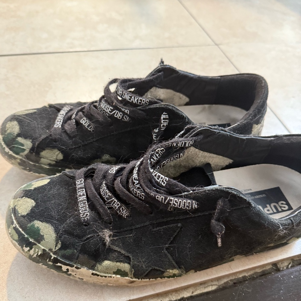 sneakers  for boys size 42